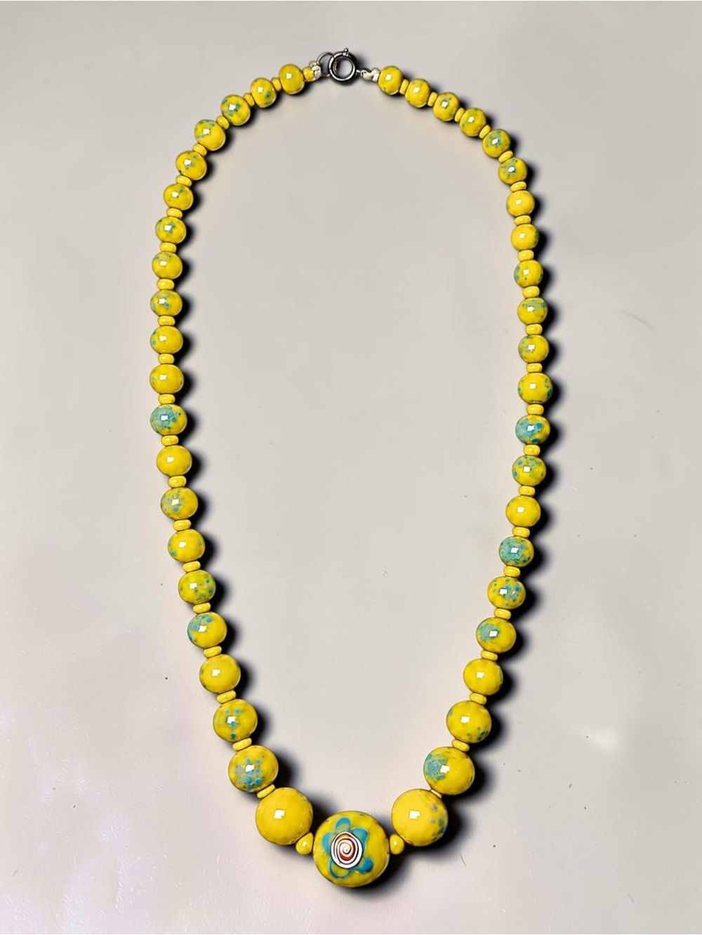 Vintage Yellow Blue Lampwork Art Glass Graduated Bead Necklace 17”